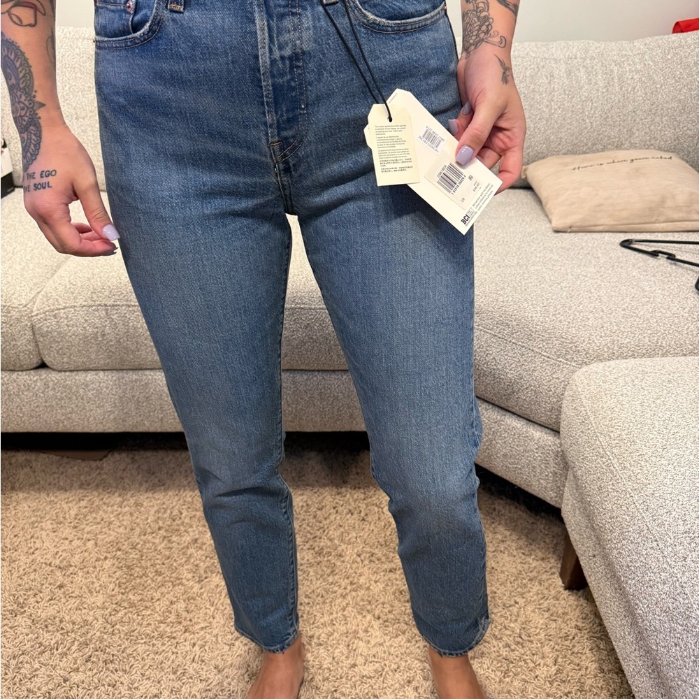 Wedgie Levi's Women's Blue Jeans - Picture 2 of 2